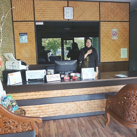 1 Baron Motel Kuah Buitenkant foto