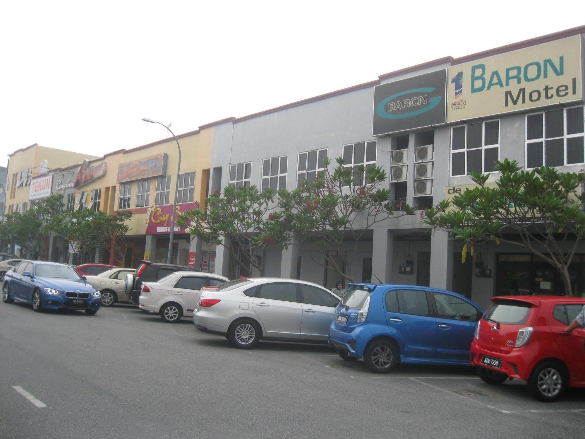 1 Baron Motel Kuah Buitenkant foto