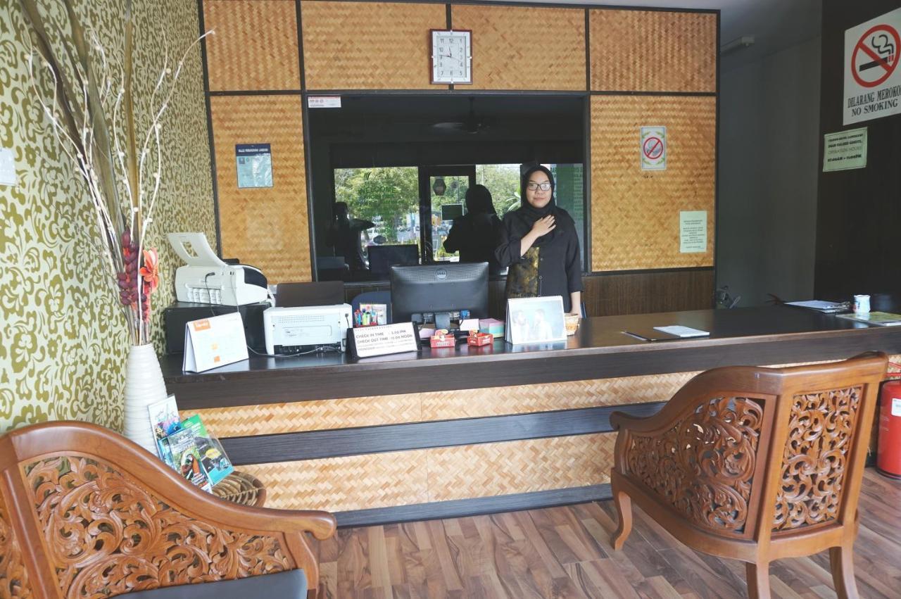 1 Baron Motel Kuah Buitenkant foto